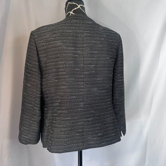 Kasper Black White Striped Button Front Career Business Blazer Lined Size 16 - Picture 3 of 10